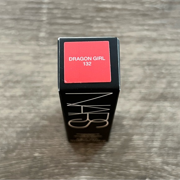 New NARS Powermatte Lipstick 0.8g in Dragon Girl 132 - Picture 2 of 2